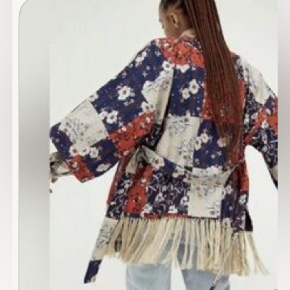 FREE PEOPLE BOHO- HIPPIE STYLE KIMONO-SUPER CUTE DETAILING